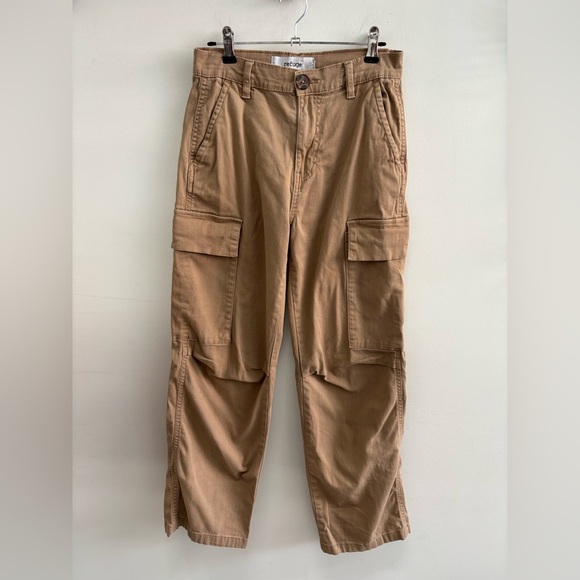 Refuge Men's Khaki Cargo Pants - Picture 1 of 7